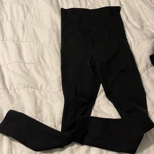 Kindred Bravely Small Maternity Black Leggings
